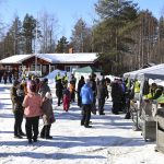 MAALISKUU. Kiimingin–Jäälin vesienhoitoyhdistys teki Oulun kaupungille ostotarjouksen Jäälinmajasta, josta kaupunki luopuu. Yhdistys haluaa kehittää Jäälinmajasta koko Jäälin ja lähialueen asukkaiden yhteisen kokoontumistilan. Neuvottelut asian ympärillä jatkuvat yhä, ja tällä hetkellä Jäälinmaja on tyhjillään. Kuva: Teea Tunturi